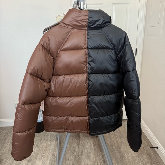 Colorblock Puffer Jacket - Picture 7 of 7